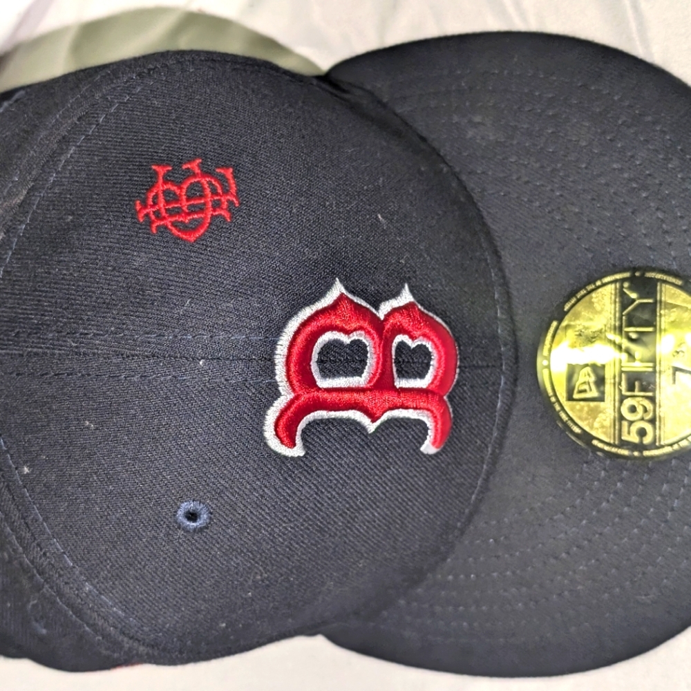 Boston Red socks brand new fitted (Big League  Chew) 7 3\4 hat .